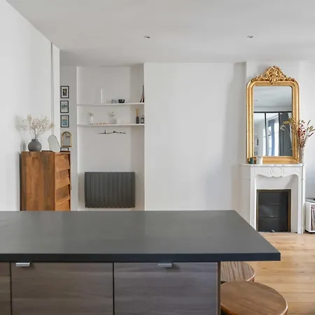 Modern - 2br-4p- Canal Saint-martin Paris
